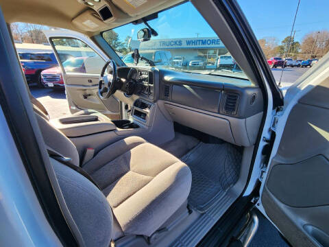 2005 Chevrolet Avalanche 2500 LS