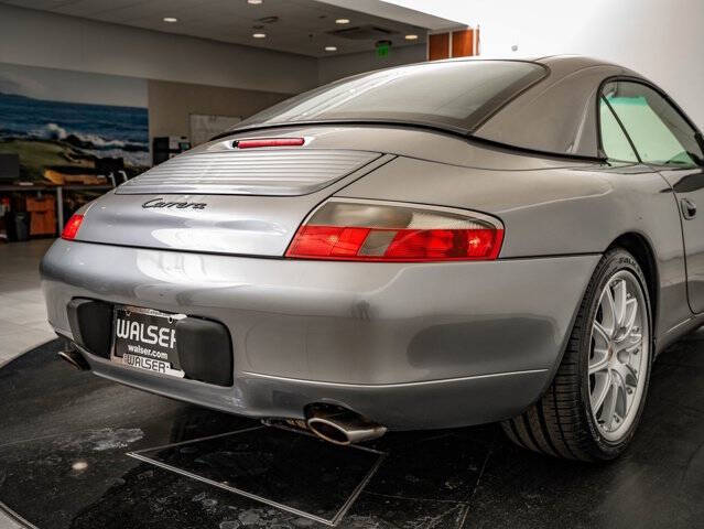 2001 Porsche 911 Carrera