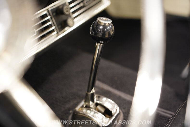 1956 Ford Thunderbird