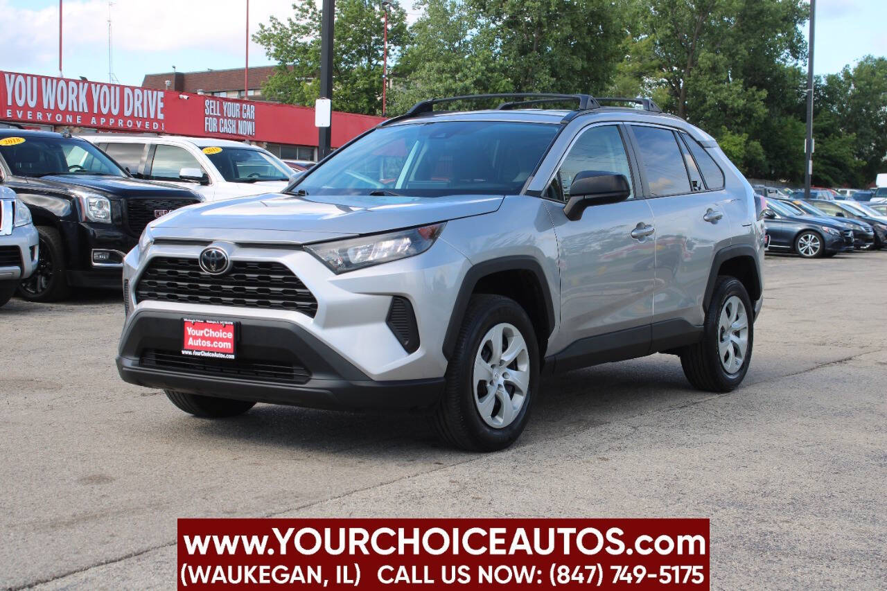 2020 Toyota RAV4 LE 4dr SUV's photo