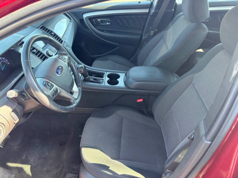 2019 Ford Taurus SEL