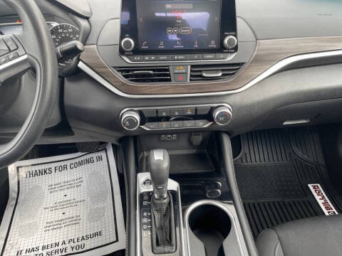 2023 Nissan Altima 2.5 SV