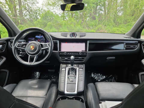 2021 Porsche Macan