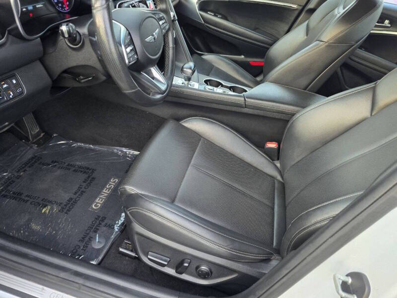 2020 Genesis G70 2.0T