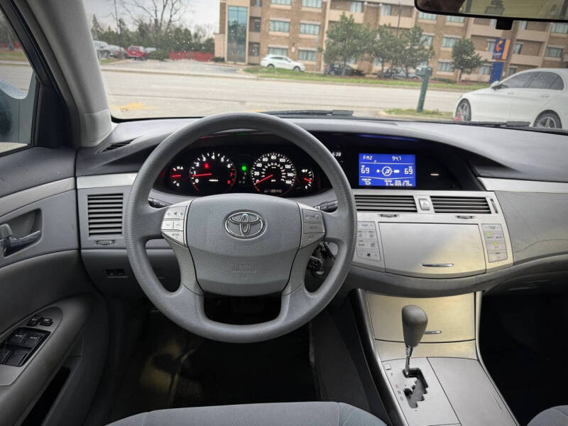 2005 Toyota Avalon