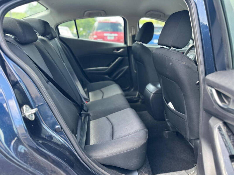 2018 Mazda MAZDA3 Sport