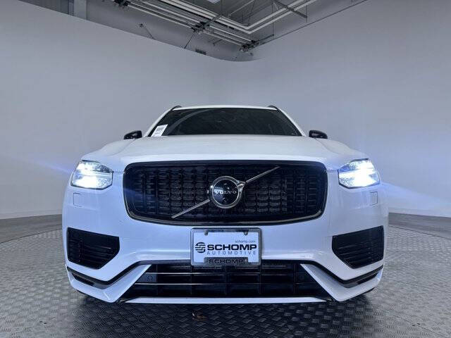 2022 Volvo XC90 Recharge T8 R-Design