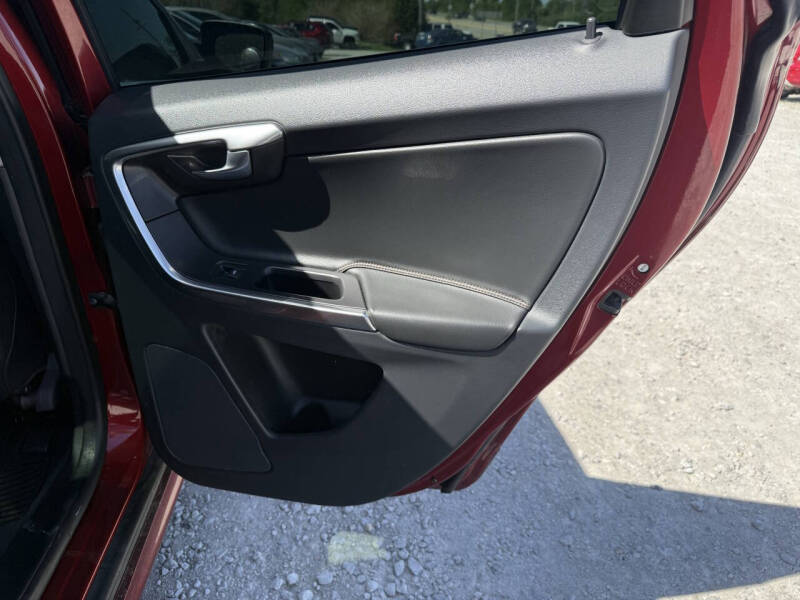 2017 Volvo XC60 T6 Dynamic