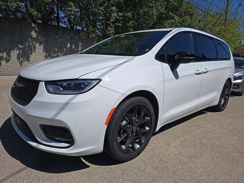 2025 Chrysler Pacifica Limited