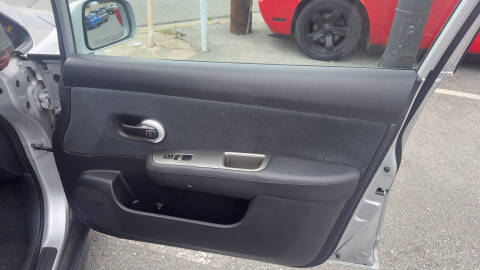 2010 Nissan Versa 1.8 S