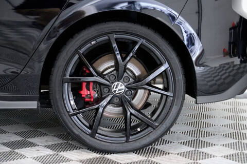2024 Volkswagen Golf GTI 380 S