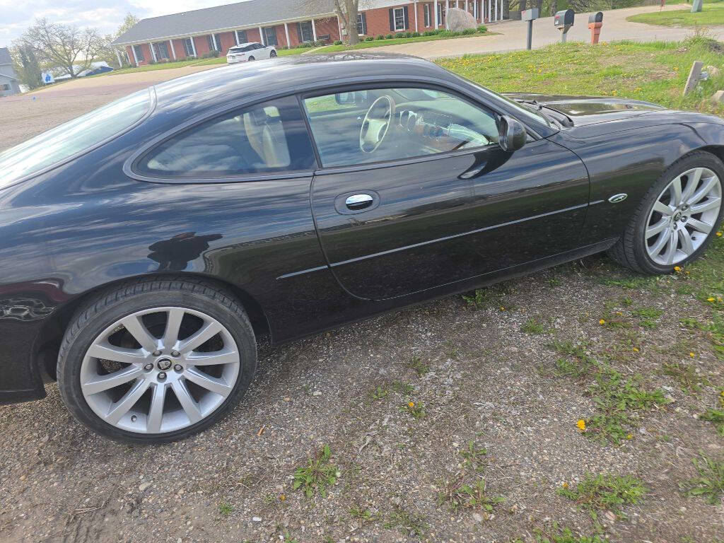 1997 Jaguar XK8 11