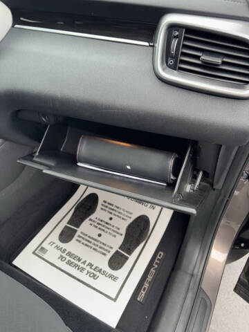 2020 Kia Sorento S V6