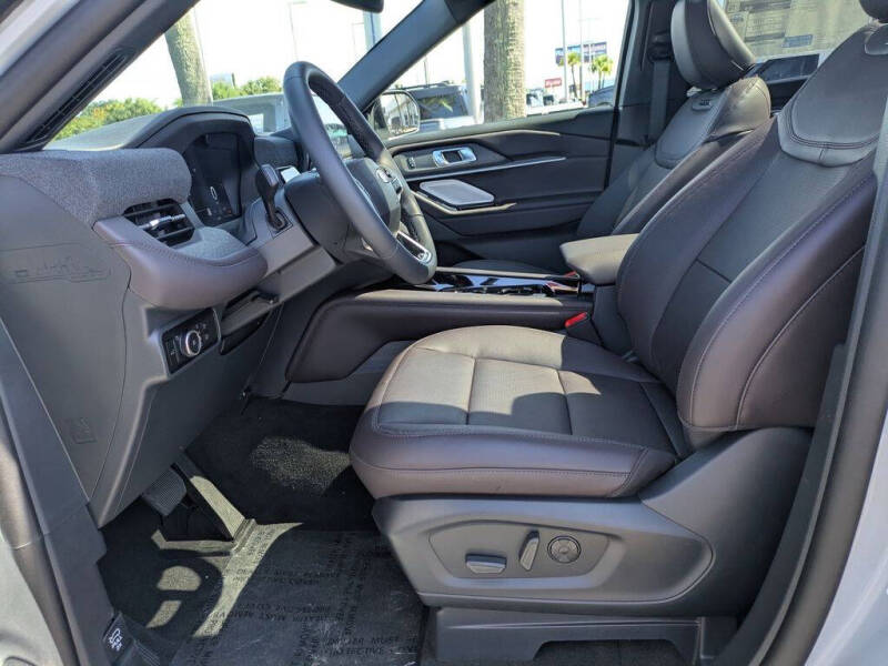 2026 Ford Explorer Platinum