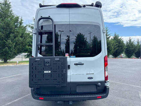 2025 Ford Transit