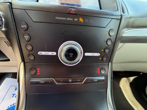 2020 Ford Edge Titanium