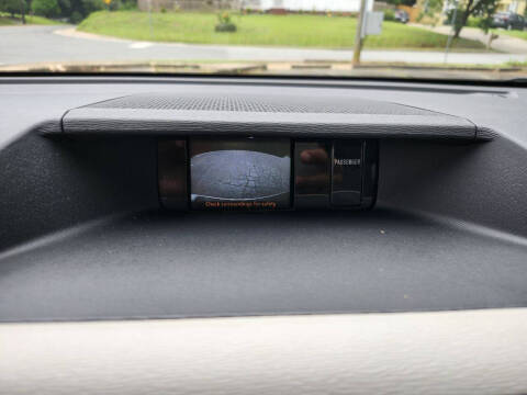 2011 Toyota Sienna LE 8-Passenger