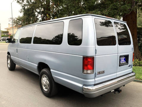 1999 Ford E-350 XLT SD