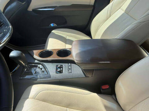 2016 Toyota Avalon Limited