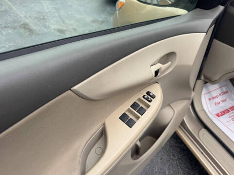 2009 Toyota Corolla LE
