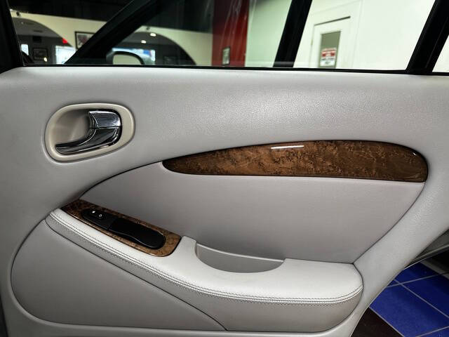 2006 Jaguar S-Type R
