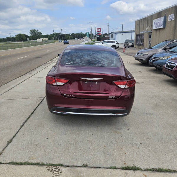 2015 Chrysler 200 Limited