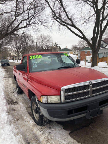 2000 Dodge Ram Pickup 1500 for sale at Square Business Automotive in Milwaukee WI