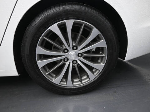 2017 Buick LaCrosse Premium