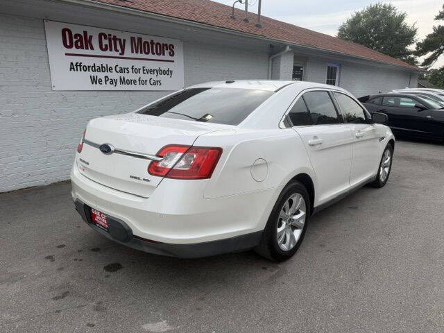 2010 Ford Taurus SEL