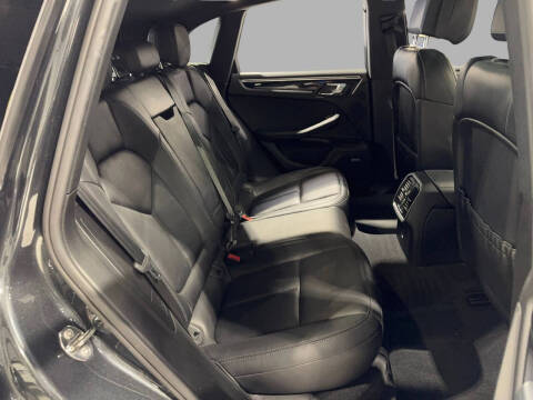 2017 Porsche Macan S