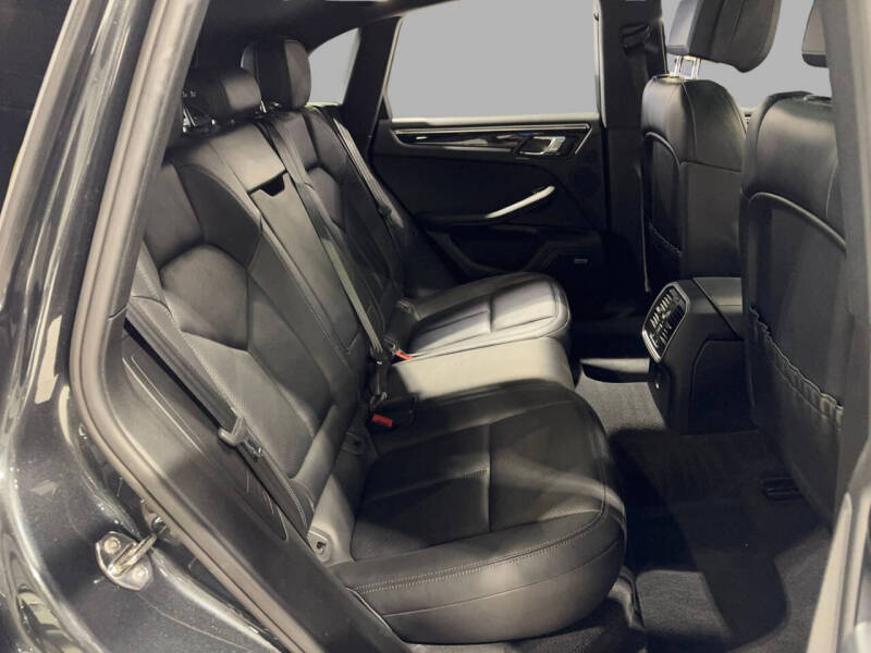 2017 Porsche Macan S