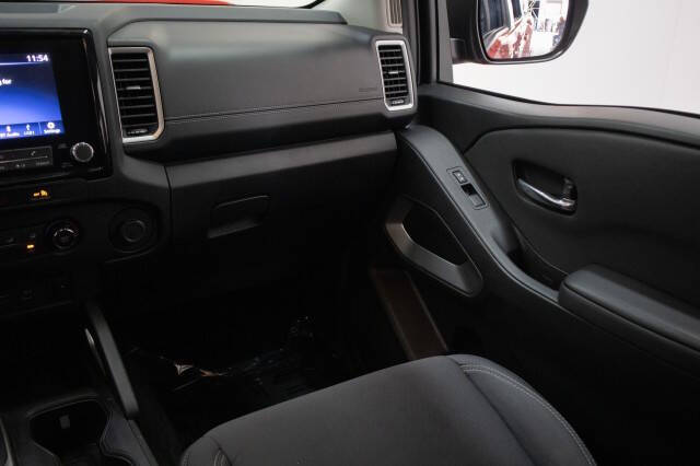 2024 Nissan Frontier SV