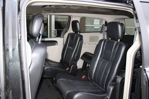 2014 Chrysler Town and Country Touring