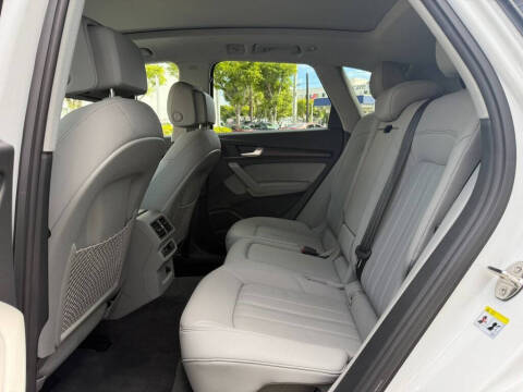 2022 Audi Q5 quattro S line Prem Plus 45 TFSI