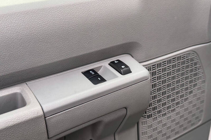 2024 Ford E-Series E-350 SD