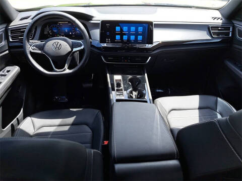 2025 Volkswagen Atlas Cross Sport SEL 4Motion