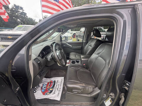 2011 Nissan Pathfinder LE