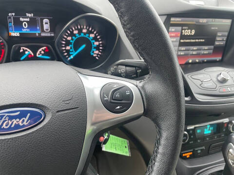 2015 Ford Escape SE