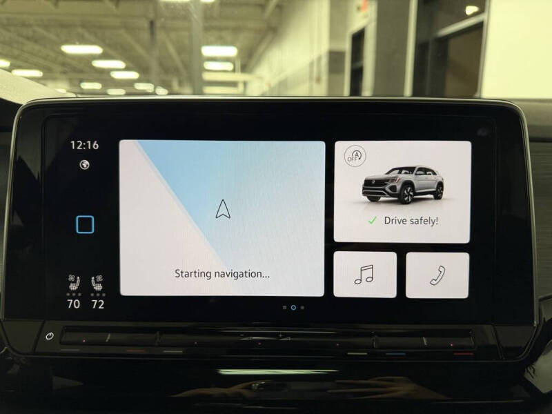 2024 Volkswagen Atlas Cross Sport SE 4Motion