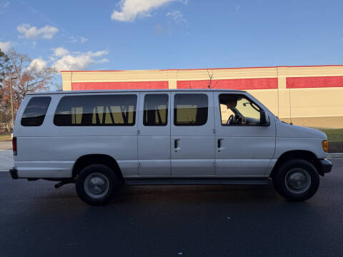 2006 Ford E-Series E-350 SD XLT