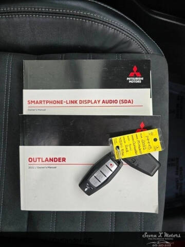 2022 Mitsubishi Outlander SE