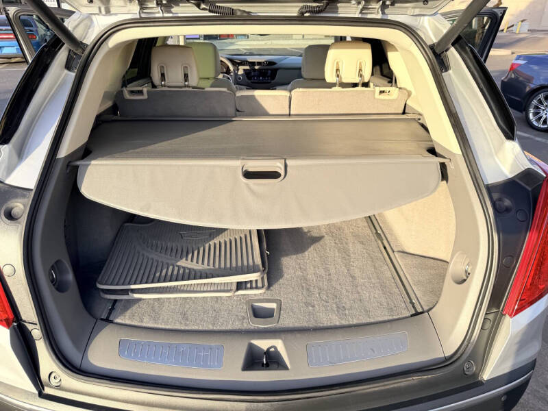 2017 Cadillac XT5 Luxury