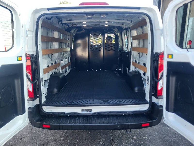 2023 Ford Transit 250