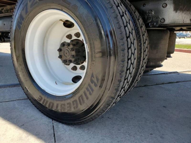 2018 International DuraStar 4300