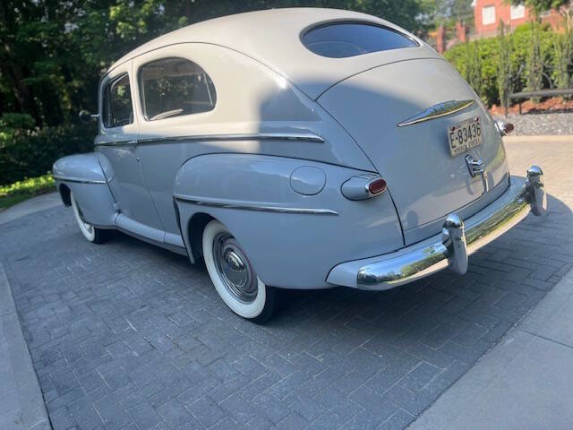 1948 Ford Super Deluxe