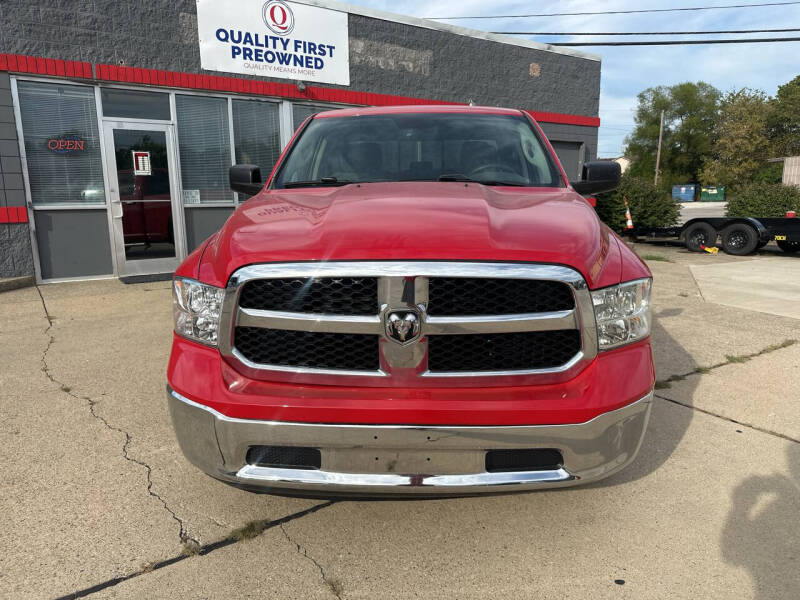 2017 RAM 1500 SLT