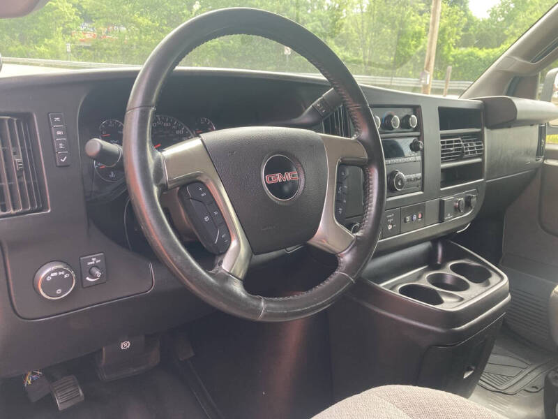 2019 GMC Savana 2500