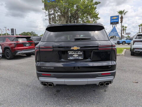 2024 Chevrolet Traverse LT