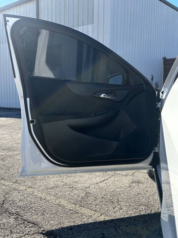 2017 Chevrolet Malibu LT