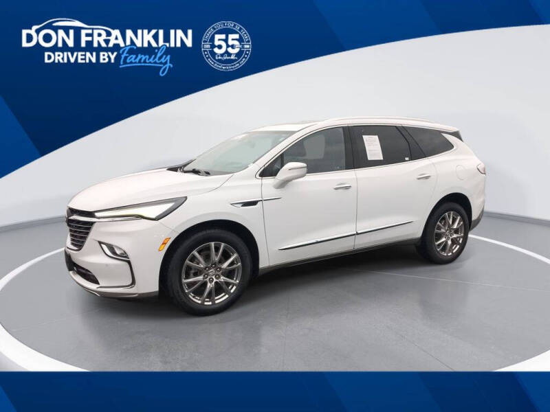 2023 Buick Enclave Essence